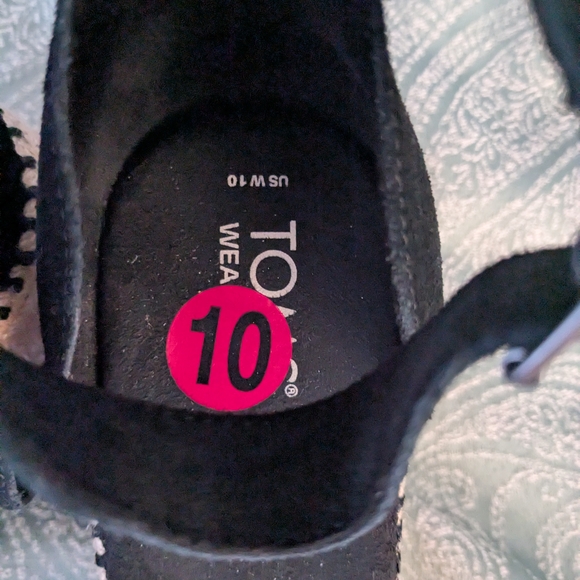 Toms Black Espadrille Sandals - Picture 2 of 8
